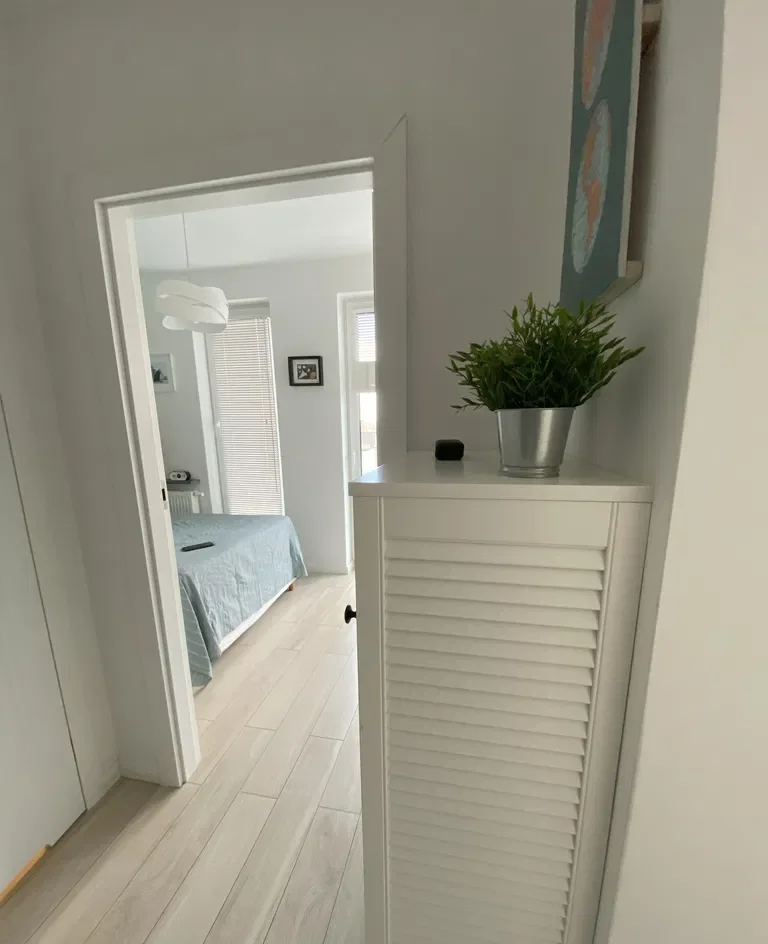 Cichy apartament z widokiem na ogród i Zatokę