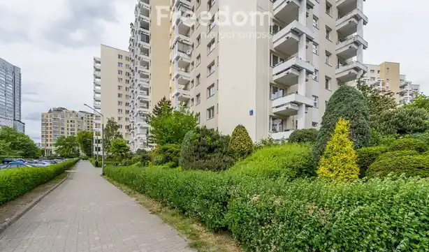2 pokojowe mieszkanie na Muranowie - zdjęcie 10