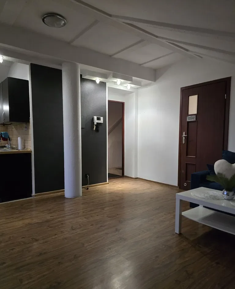 Kawalerka 33m² w centrum Kościerzyny do wynajęcia - zdjęcie 4