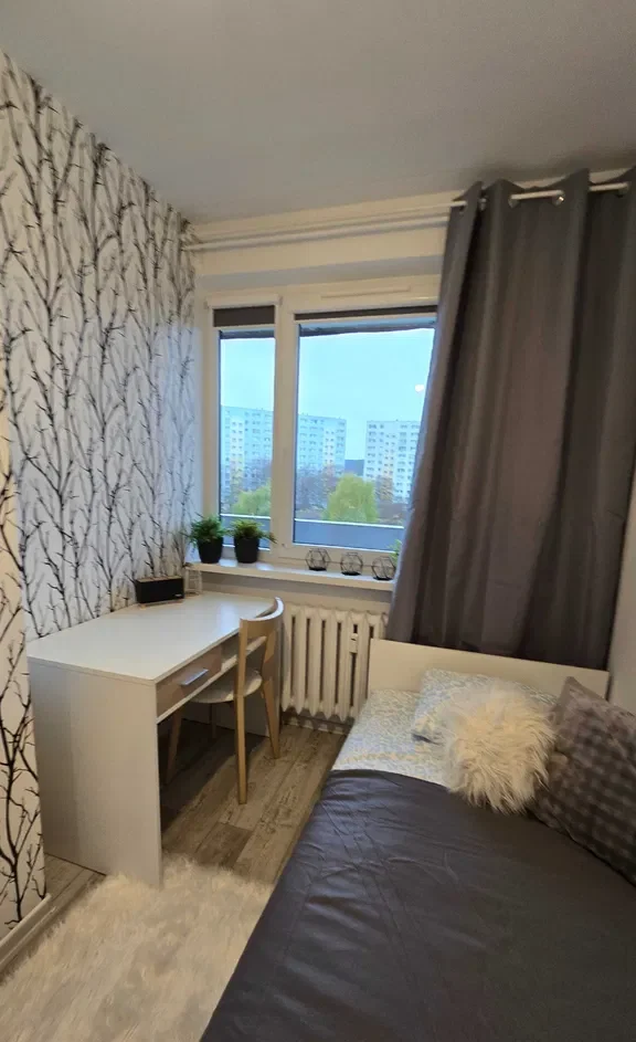 Komfortowy, przytulny pokój w pełni wyposażony pokój w świetnej lokalizacji !