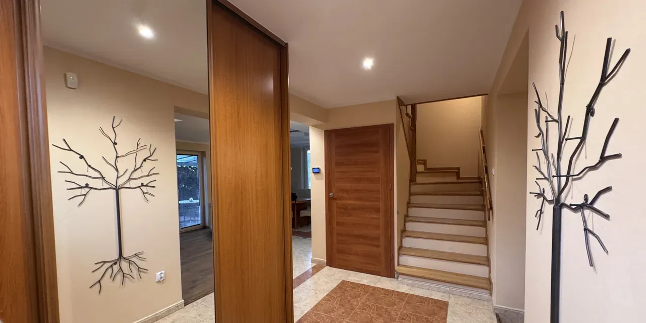 Prestiżowy, przestronny dom 290 m² po modernizacji z działką 850 m² – ul. Tatarkiewicza, Łódź - zdjęcie 6