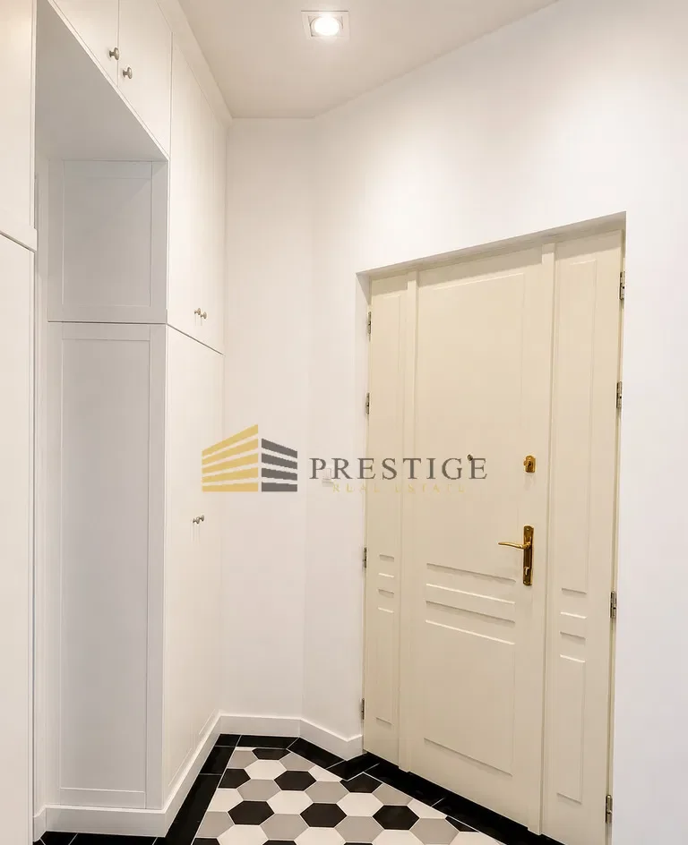 Piękny apartament w przedwojennej kamienicy - zdjęcie 10