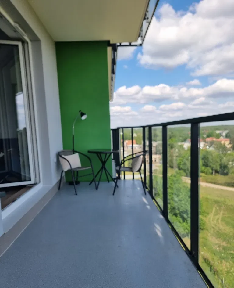 Mieszkanie dwupokojowe z balkonem blisko przystanku tramwajowego - zdjęcie 3