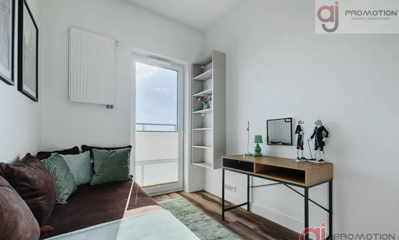 4 pokojowy apartament pry Rondzie Solidarności - zdjęcie 9