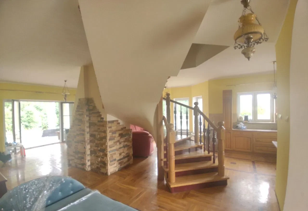 Dom 540 m² w Jaraczu - zdjęcie 9