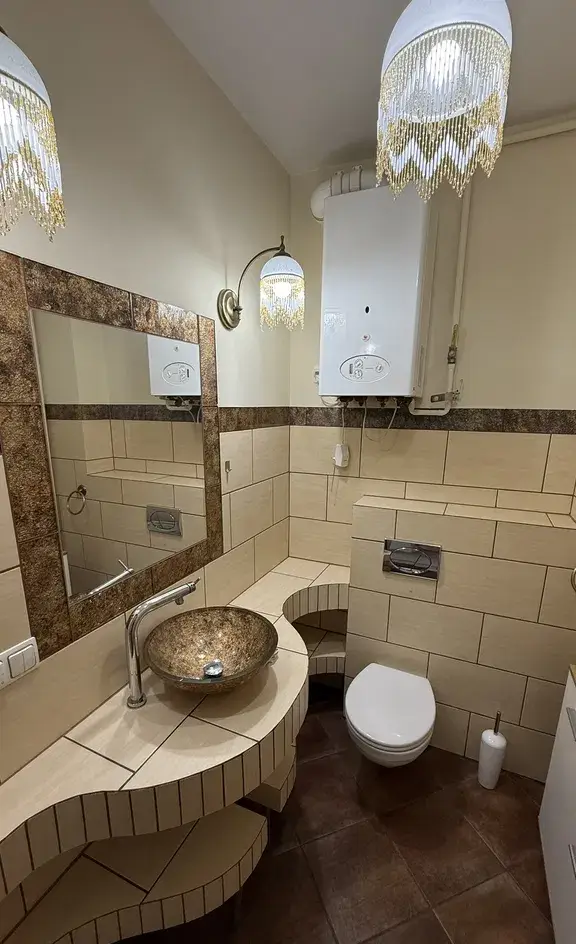 Do wynajęcia komfortowy dom w zabudowie szeregowej - zdjęcie 2