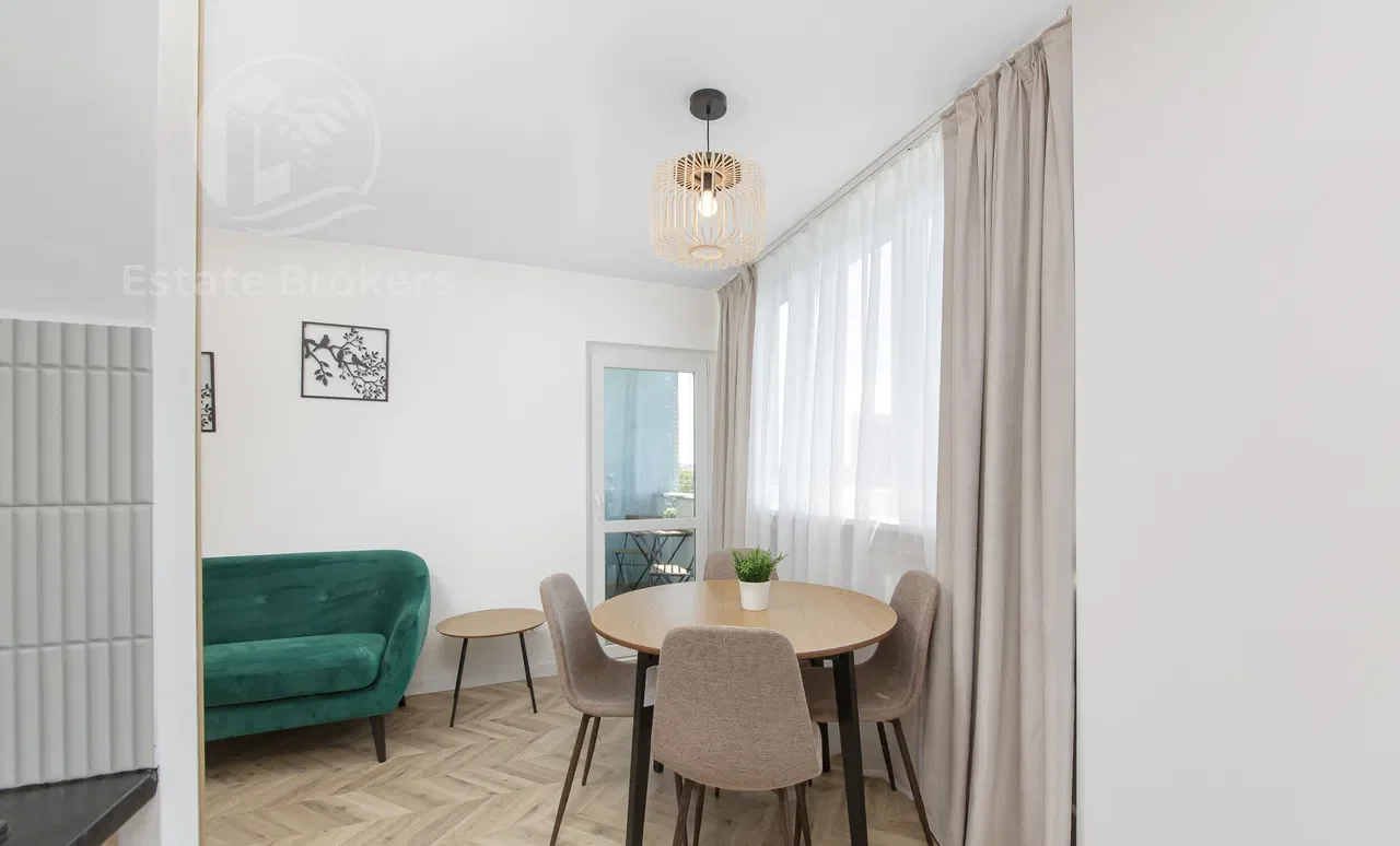 Pierwszy najem | UE | Sky Tower | 2 pok | Loggia - zdjęcie 4