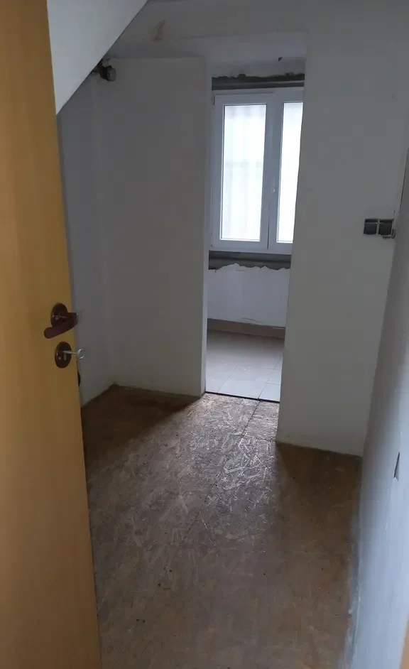2 pokoje | 58 m2 | parter | kamienica | plastikowe okna | gazowe ogrzewanie | 790 zł + czynsz 790 zł + media - zdjęcie 8