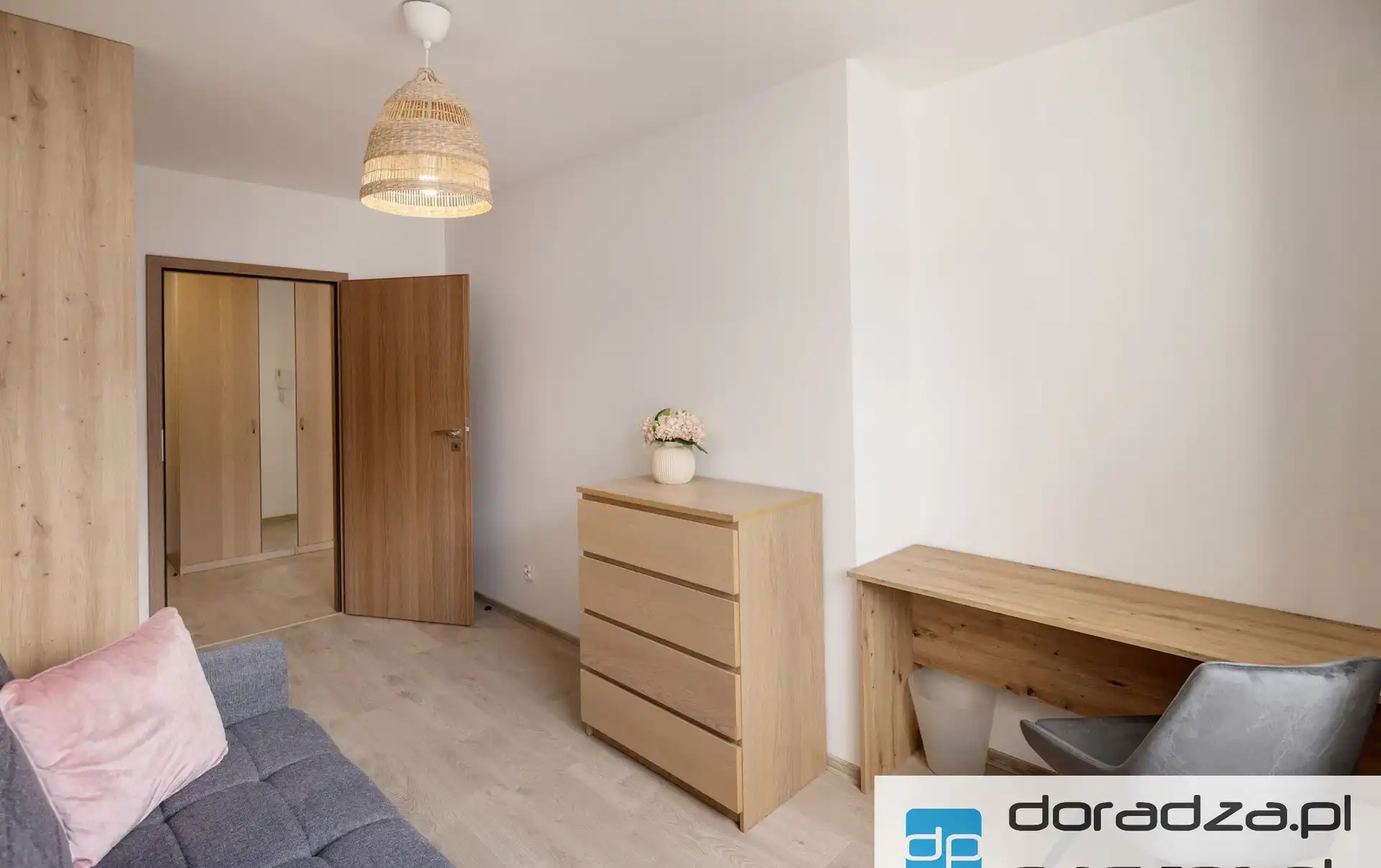 3 pokoje / 56m2 / ul. Wojaczka / Parking / Spokojna Okolica - zdjęcie 9