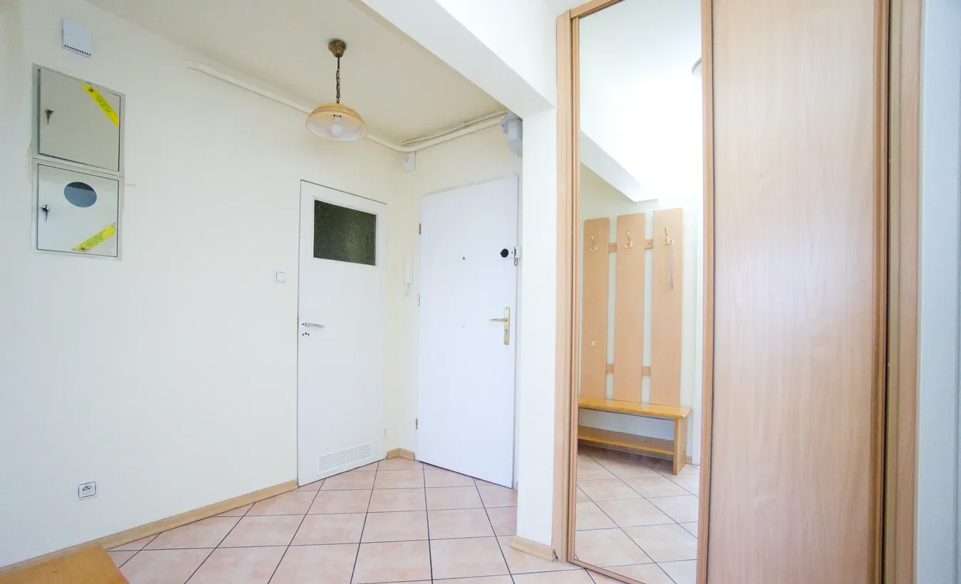 balkon, parking pod blokiem, blisko do centrum i uczelni - zdjęcie 7