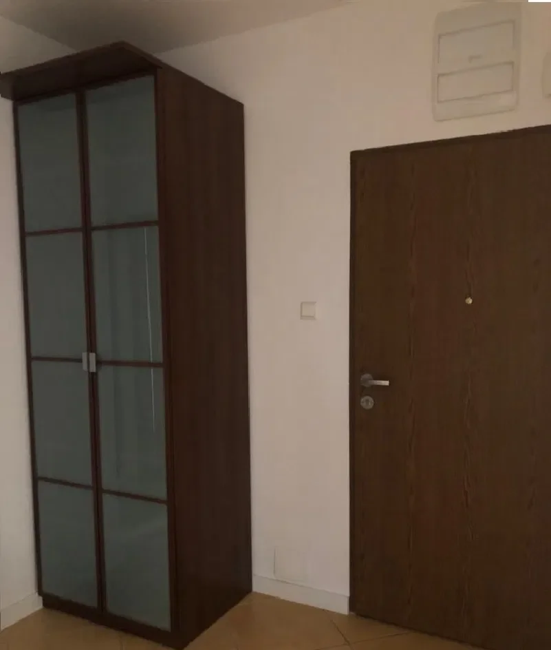 Modern 3BR Apartment, Large Balcony, 100 m from Metro Kondratowicza - zdjęcie 9