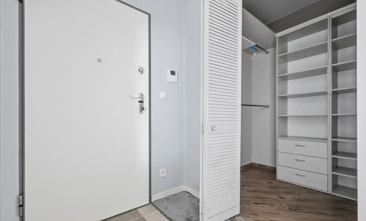 DUŻY BALKON | MIEJSCE POSTOJOWE W CENIE | TARAS NA DACHU - zdjęcie 8
