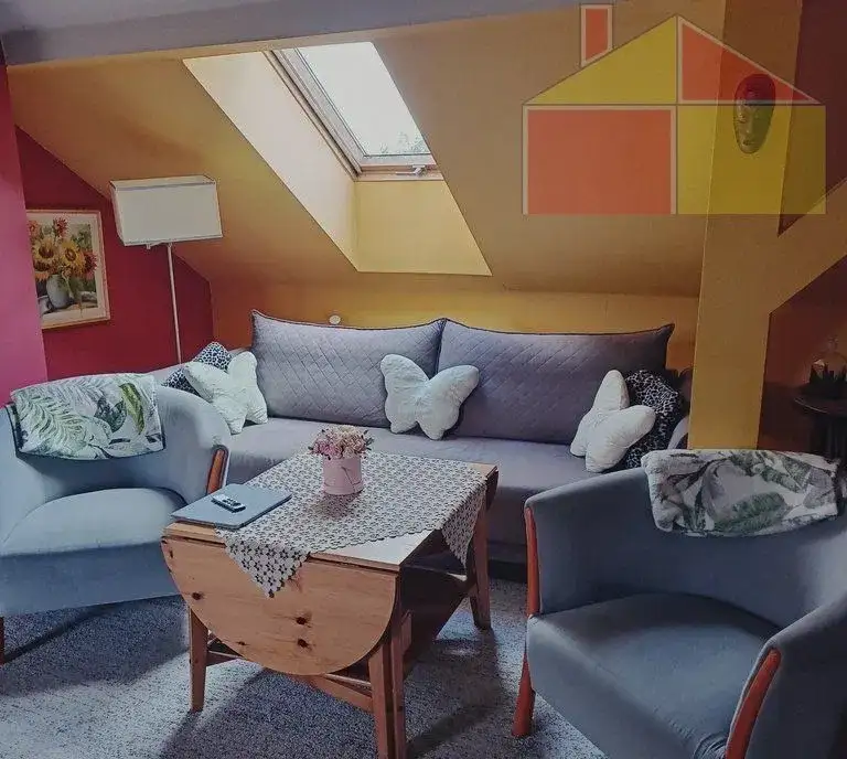 Mieszkanie 2 poziomowe w ciekawej lokalizacji. - zdjęcie 5