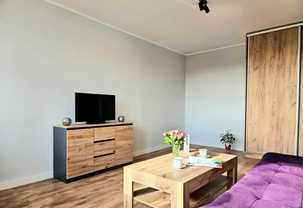 Duża kawalerka z balkonem 38m2 - osiedle Manhattan