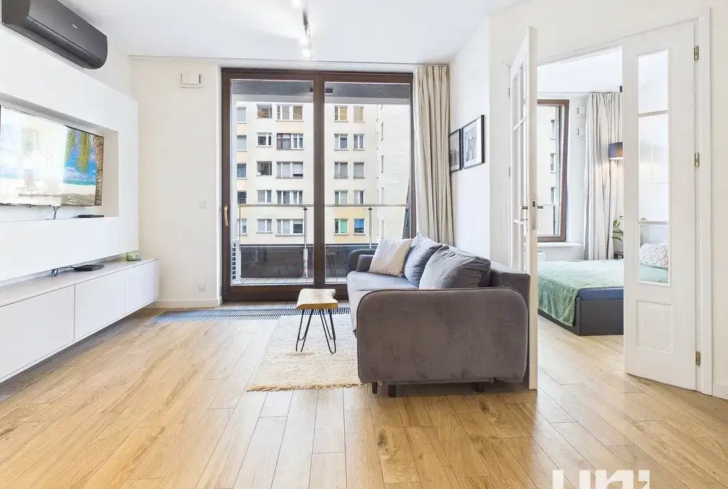 Centrum Wola l Stylowe l 2 Pokoje l 37,5 m²