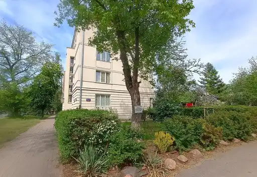 Kawalerka wśród zieleni/ Studio in greenery (ul. Sielecka 52) - zdjęcie 7