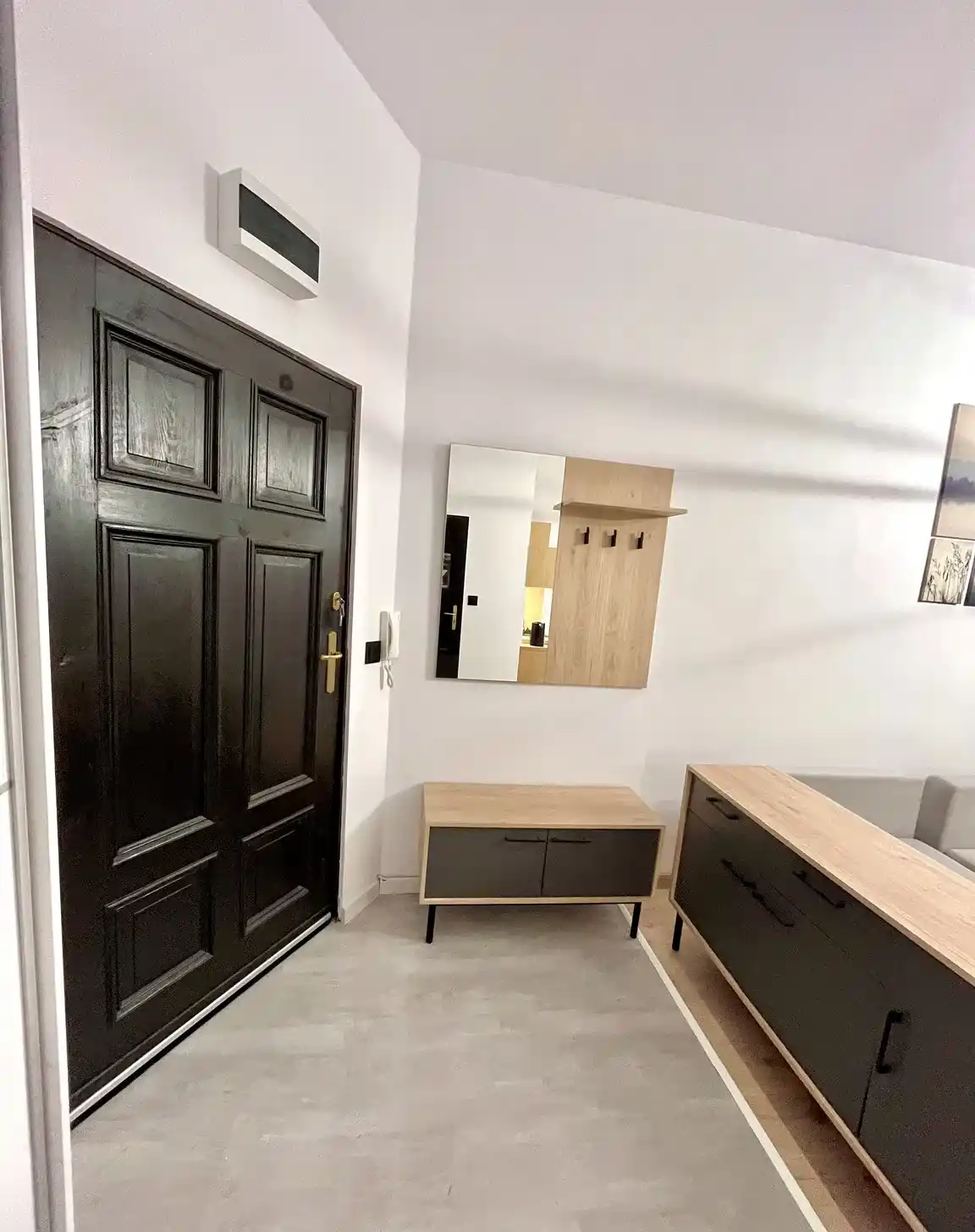 Kawalerka w ścisłym centrum świeżo wyremontowana - do wejścia - zdjęcie 7