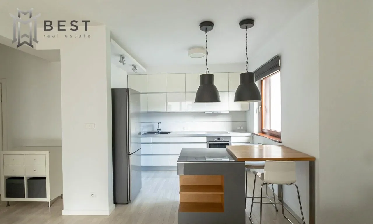 Apartament z miejscem parkingowym i klimatyzacją - zdjęcie 4