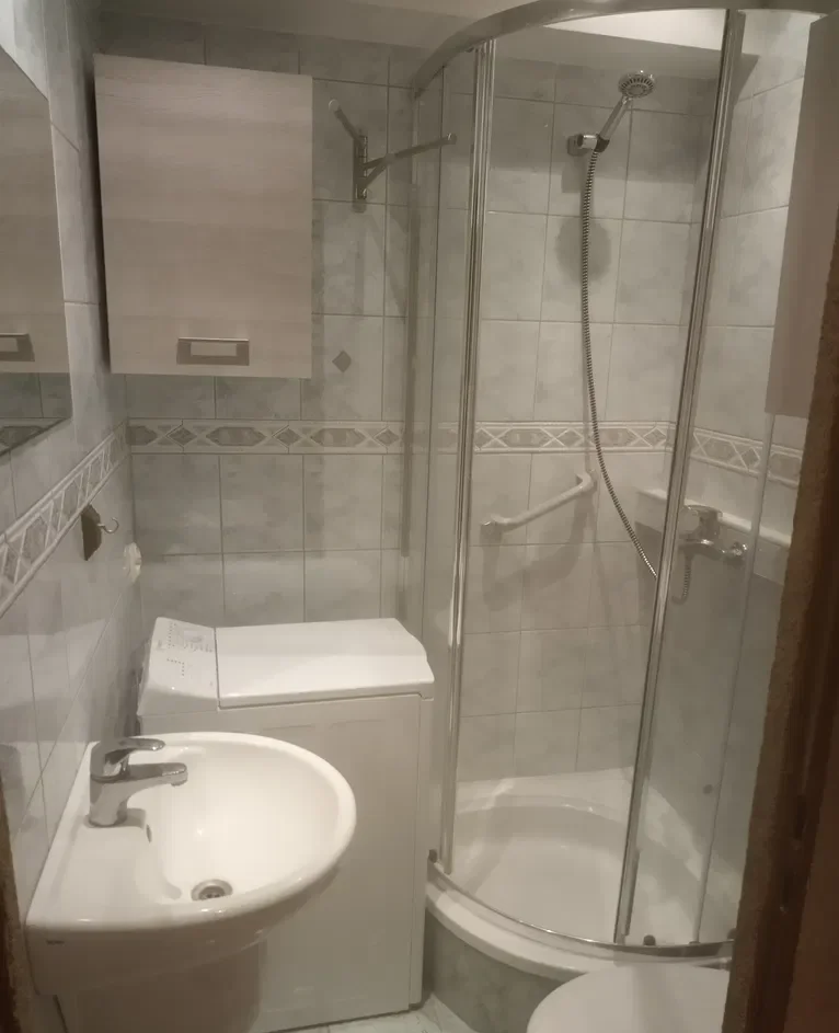 2 pokoje, I piętro na Dąbrowie. W realu ładniejsze niż na zdjęciach:) - zdjęcie 5