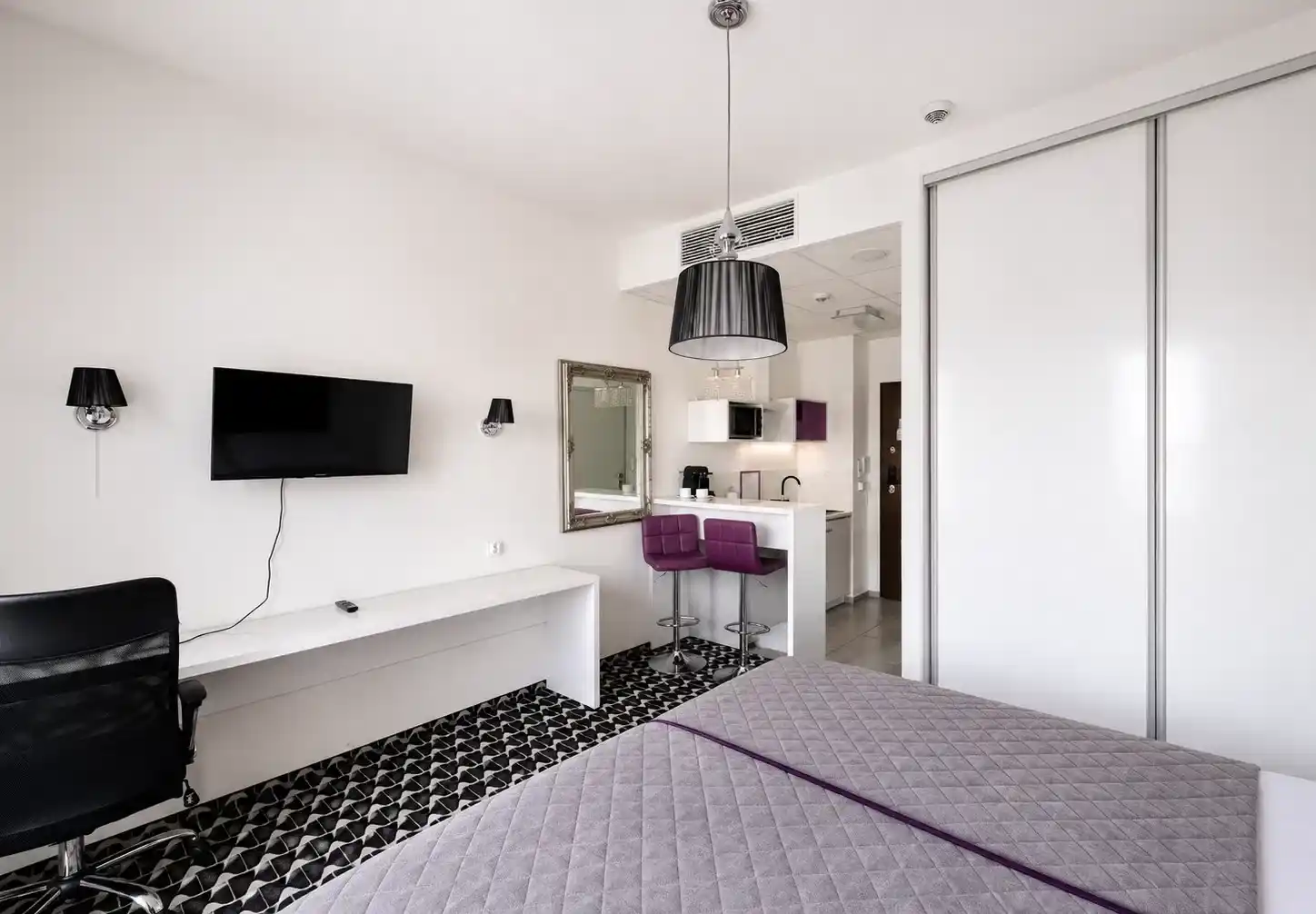 Lokal na krótkoterminowy najem - zdjęcie 9