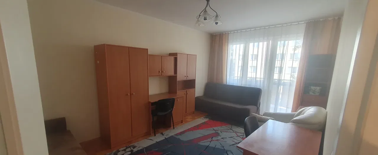 Pokój dwuosobowy z wyposażeniem w Toruniu - zdjęcie 3