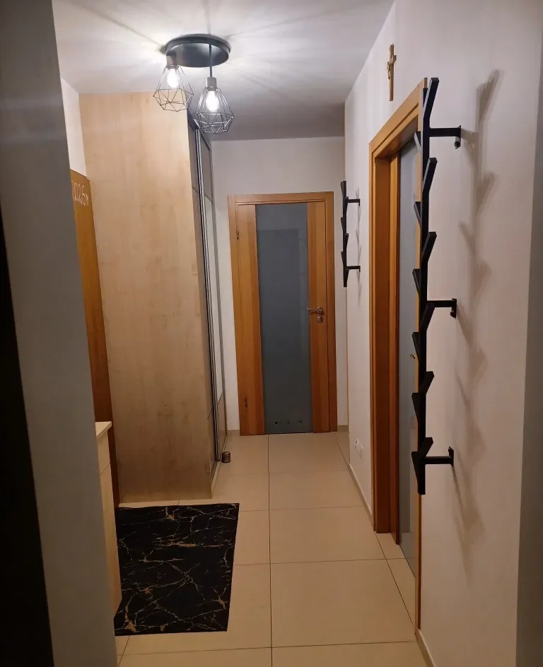 Wynajmę mieszkanie w super lokalizacji, nowe budownictwo, ogrodzone osiedle. - zdjęcie 3