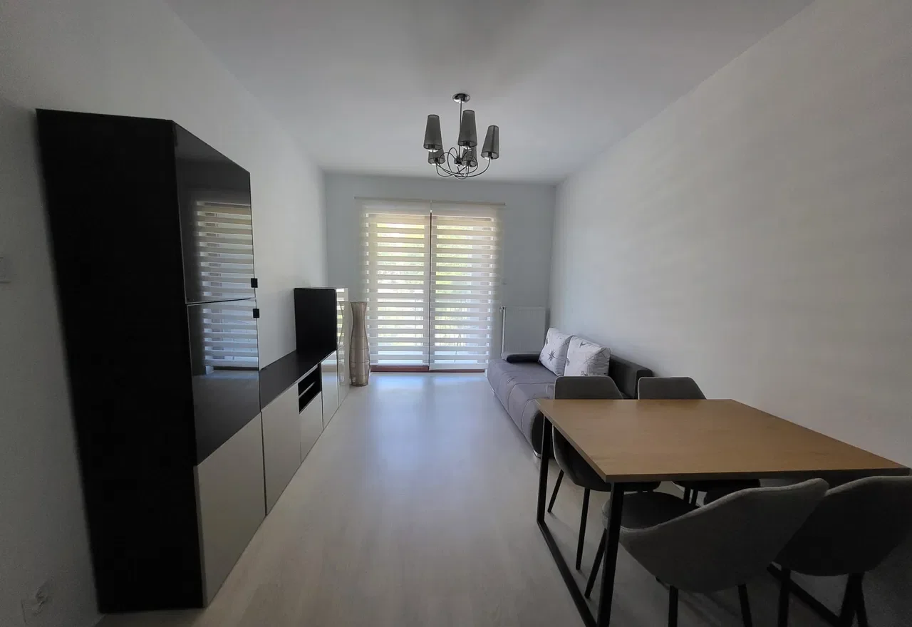 Do wynajęcia: 3-pokojowe mieszkanie, 54 m², centrum Kielc