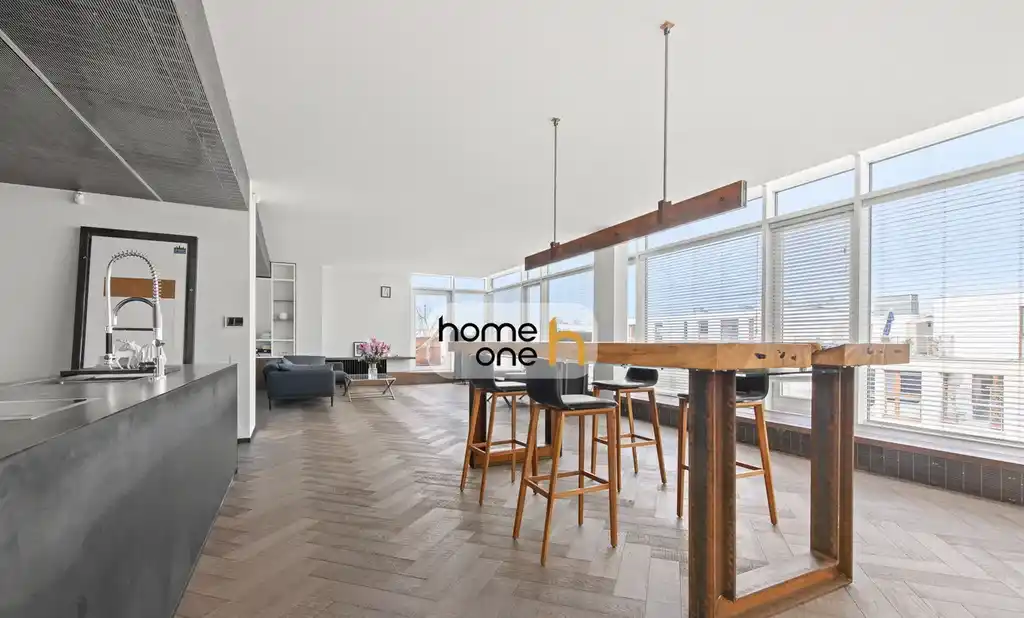 Wyjątkowy Penthouse z prywatą windą i ogromnymi tarasami - zdjęcie 4