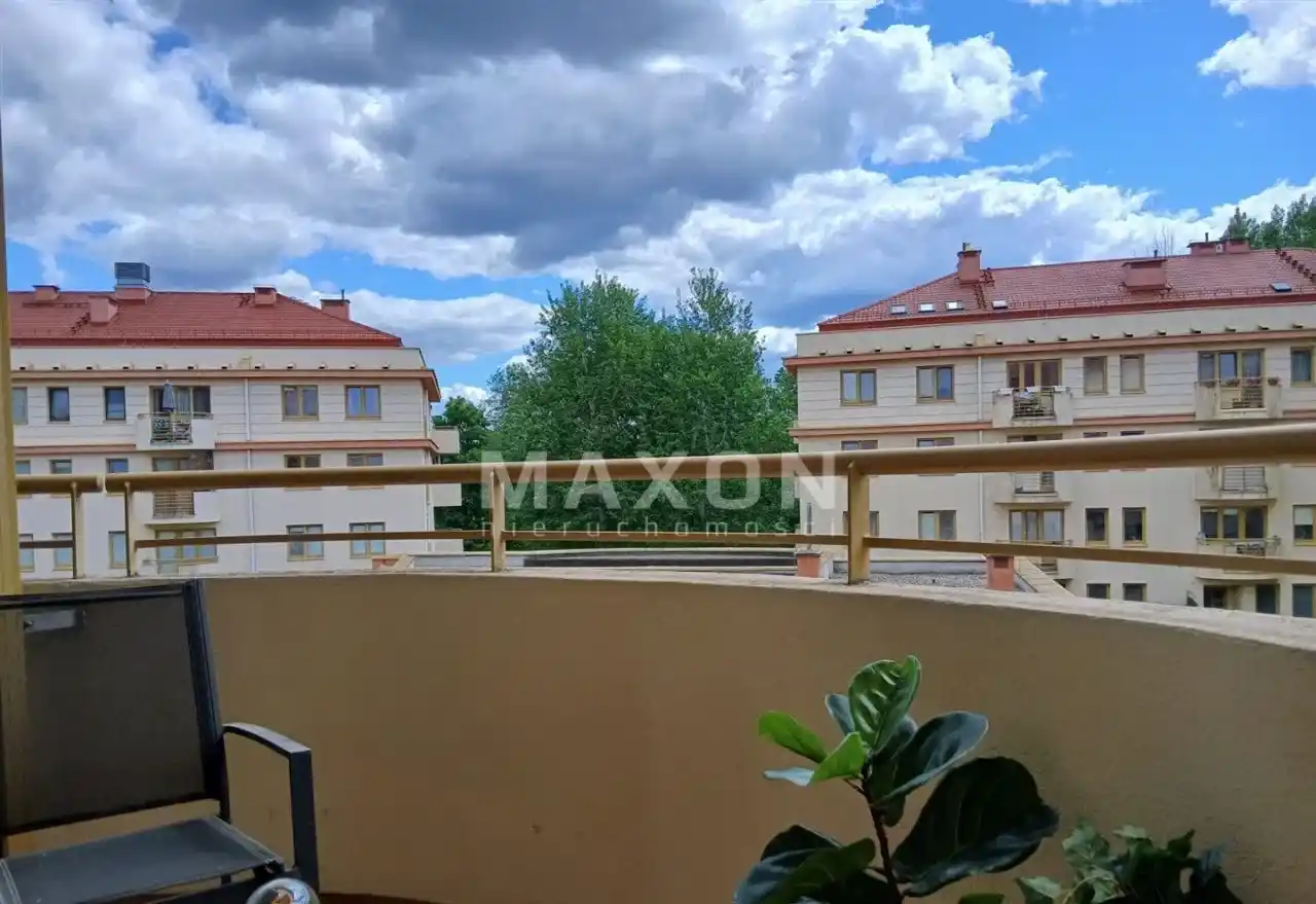 Oddzielna kuchnia, balkon, winda, basen, part - zdjęcie 10