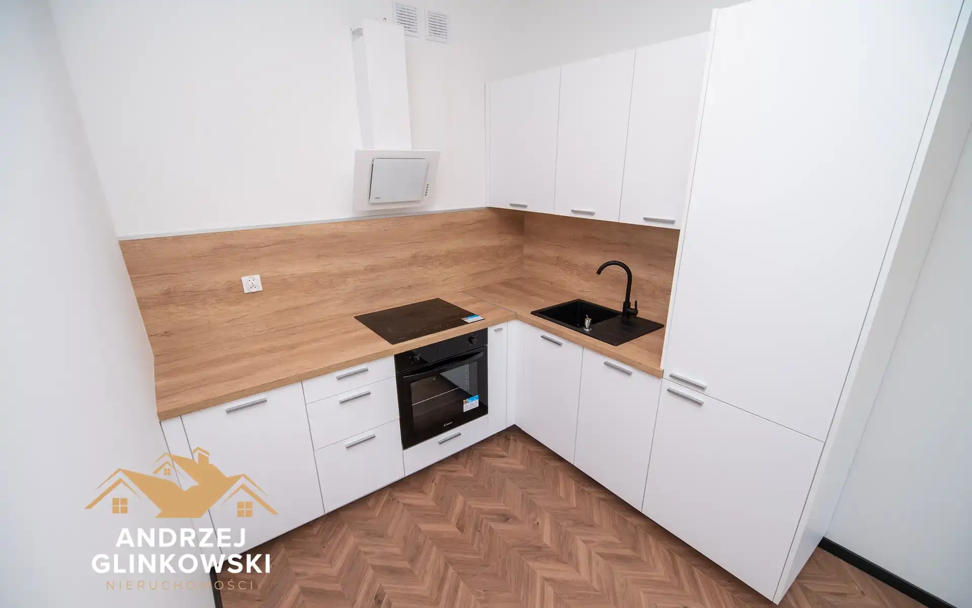 NOWOCZESNY APARTAMENT - KRÓLOWEJ BONY - zdjęcie 9