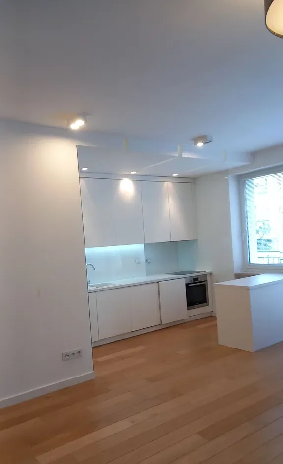 Tylko u nas! 3 pokoje w centrum z tarasem i balkonem