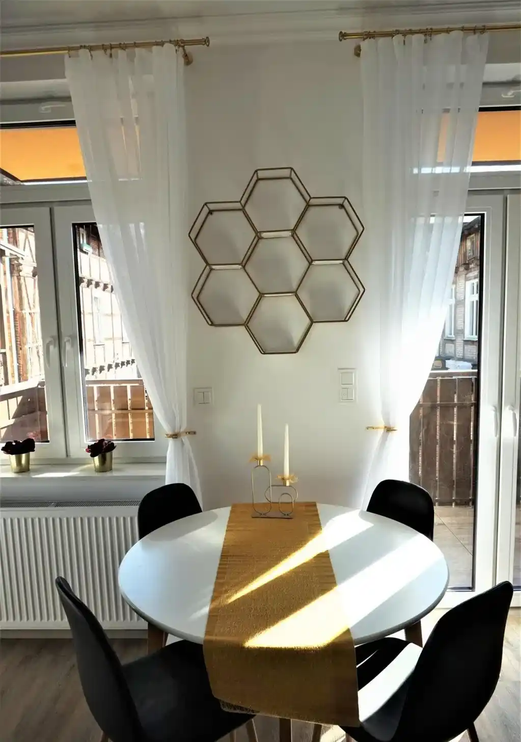 Klimatyczny apartament w pięknej okolicy. - zdjęcie 9