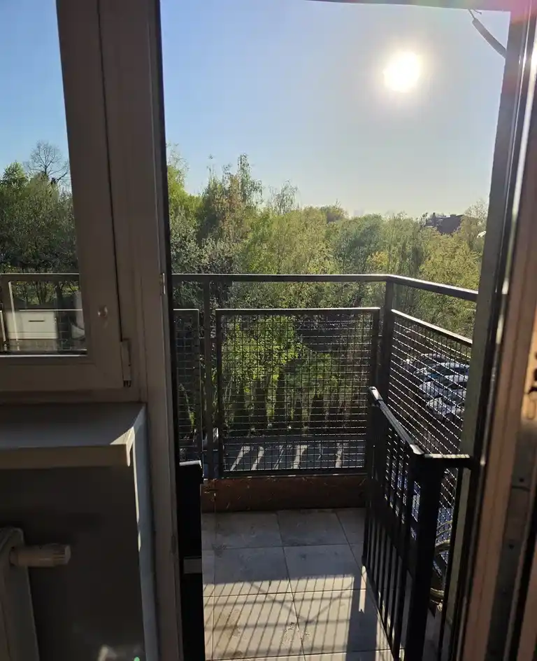 Jasne 60 m² z balkonem i widokiem na zieleń, 3 pokoje - zdjęcie 5