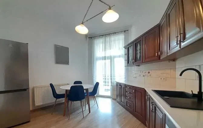 Przestronny pokój 20 m2, balkon, WiFi - Kościuszki 46, BRAK PROWIZJI - zdjęcie 4