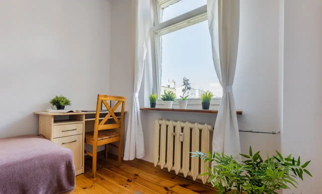 Mieszkanie 4 pokojowe w Centrum ! Lokal w bloku- gotowe do wynajmu - zdjęcie 8
