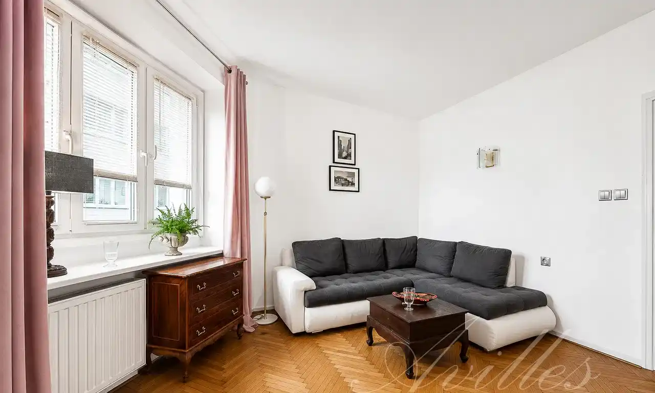 Czteropokojowe plus oddzielna kuchnia z jadalnią. - zdjęcie 4