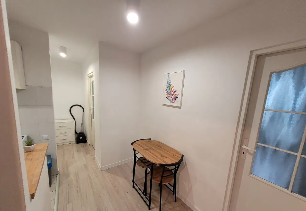 2 niezależne pokoje / obok SkyTower / balkon / rozkładowe - zdjęcie 7
