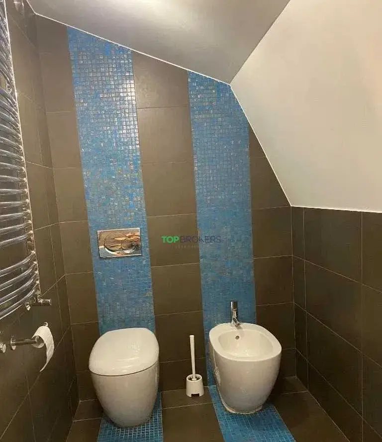 Przestronne 4 pokoje na dwóch poziomach, garaż, ul. Jeżewskiego - zdjęcie 8
