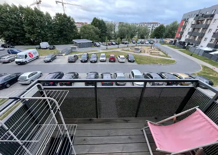 Wynajmę 2-pokojowe mieszkanie z balkonem - zdjęcie 8