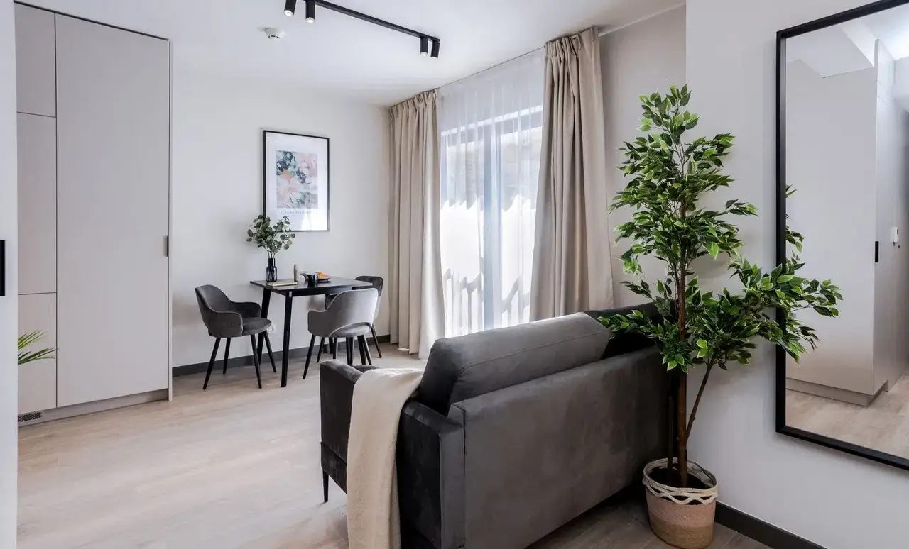 ~  Stylowe Przestronne Studio w Centrum, Wifi w cenie! - zdjęcie 2