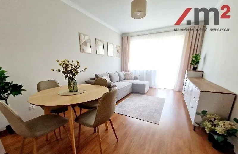 Dwupokojowe mieszkanie z oddzielną kuchnią i garażem w Toruniu - zdjęcie 9