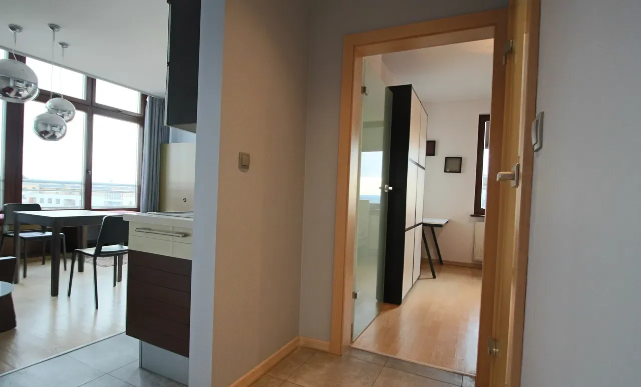 PL/RU OS. Europejskie/Od 1 lipca/Widokowe/Klimatyzacja/2 pokoi/Balkon - zdjęcie 8