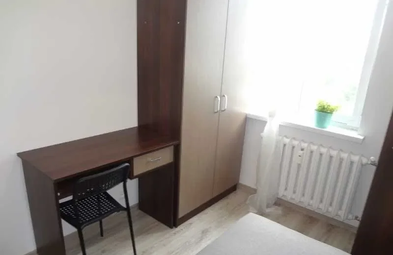 Pokój na osiedlu Sobieskiego 2a, 700zł za wszystko, 7m2 - zdjęcie 2