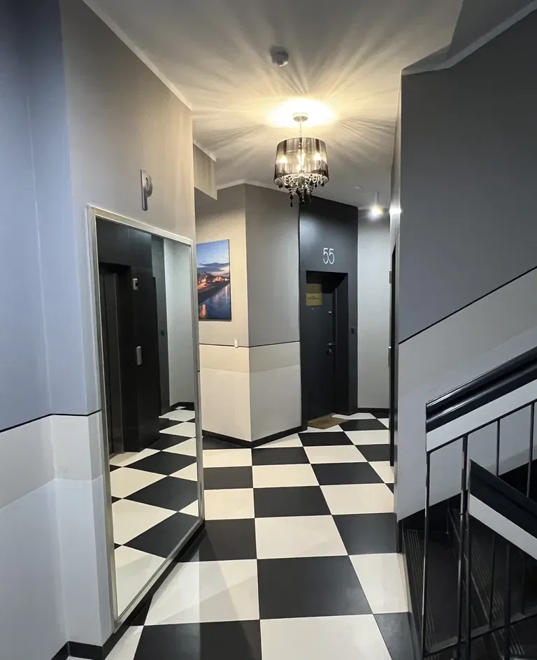 2-pokojowe w centrum w apartamentowcu z widokiem na zieleń - zdjęcie 3