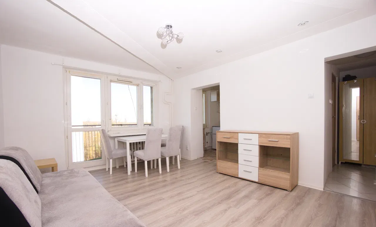 2 pokoje, ciepła woda z sieci, balkon - zdjęcie 2