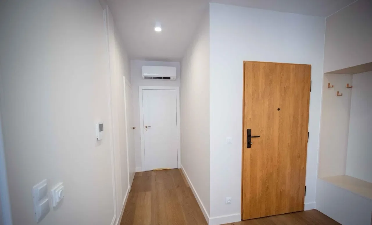 4-pokojowy apartament z balkonem i garażem na Mokotowie - zdjęcie 9