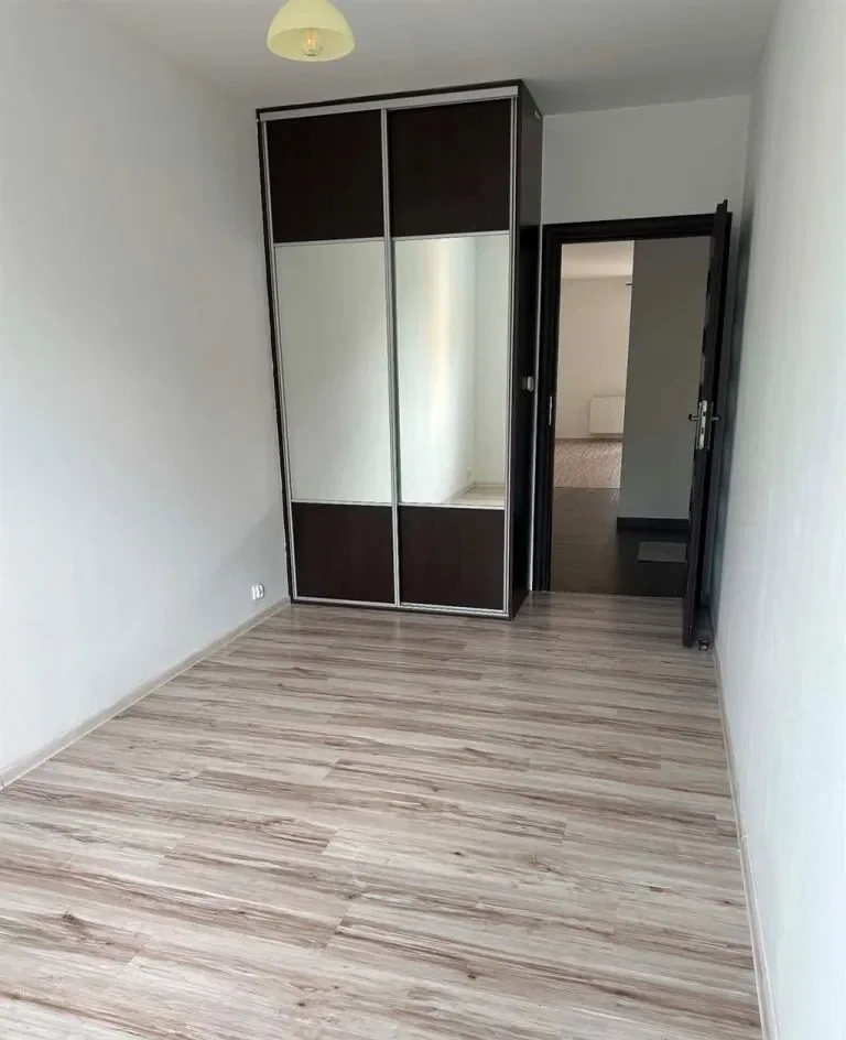 Dwupokojowe, balkon, garaż - zdjęcie 7