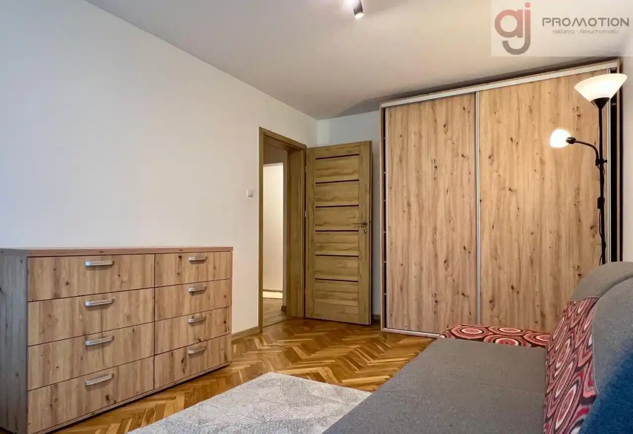 Rozkładowe dwa pokoje 47m2, ul. Pułaskiego - zdjęcie 4