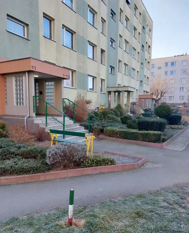 Mieszkanie Bielawa, os. XXV-lecia, 3 pokoje, parter, balkon, 51 m²