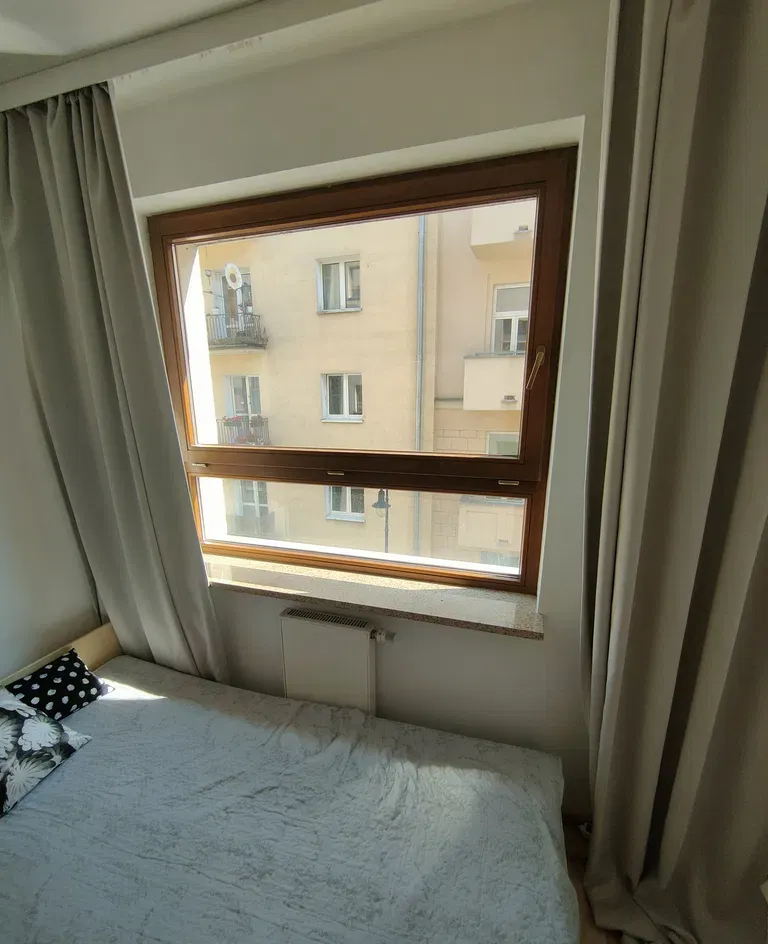 Cicha 10 mieszkanie 42 m2 + garaż w budynku - zdjęcie 6
